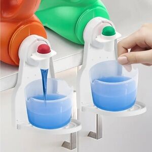 Set of 2 laundry detergent cup holder